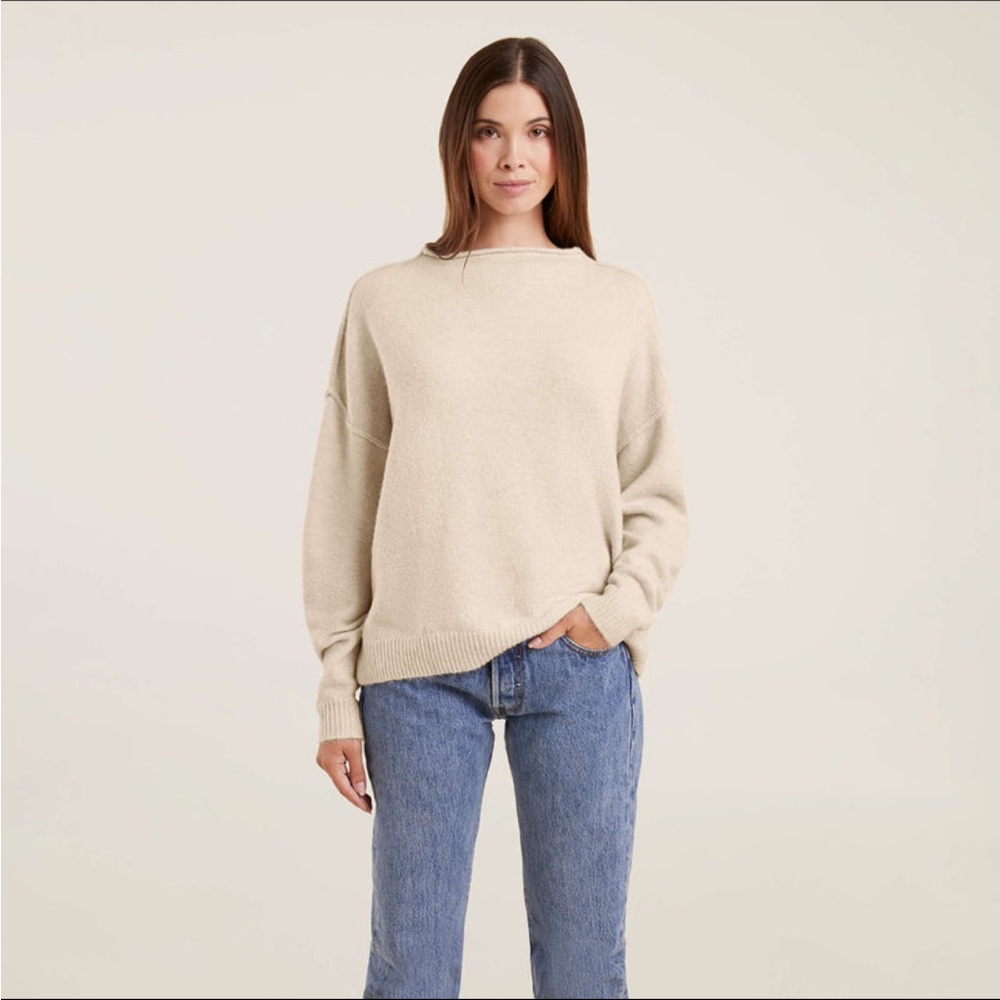 NUUDS - Cozy Knit Sweater